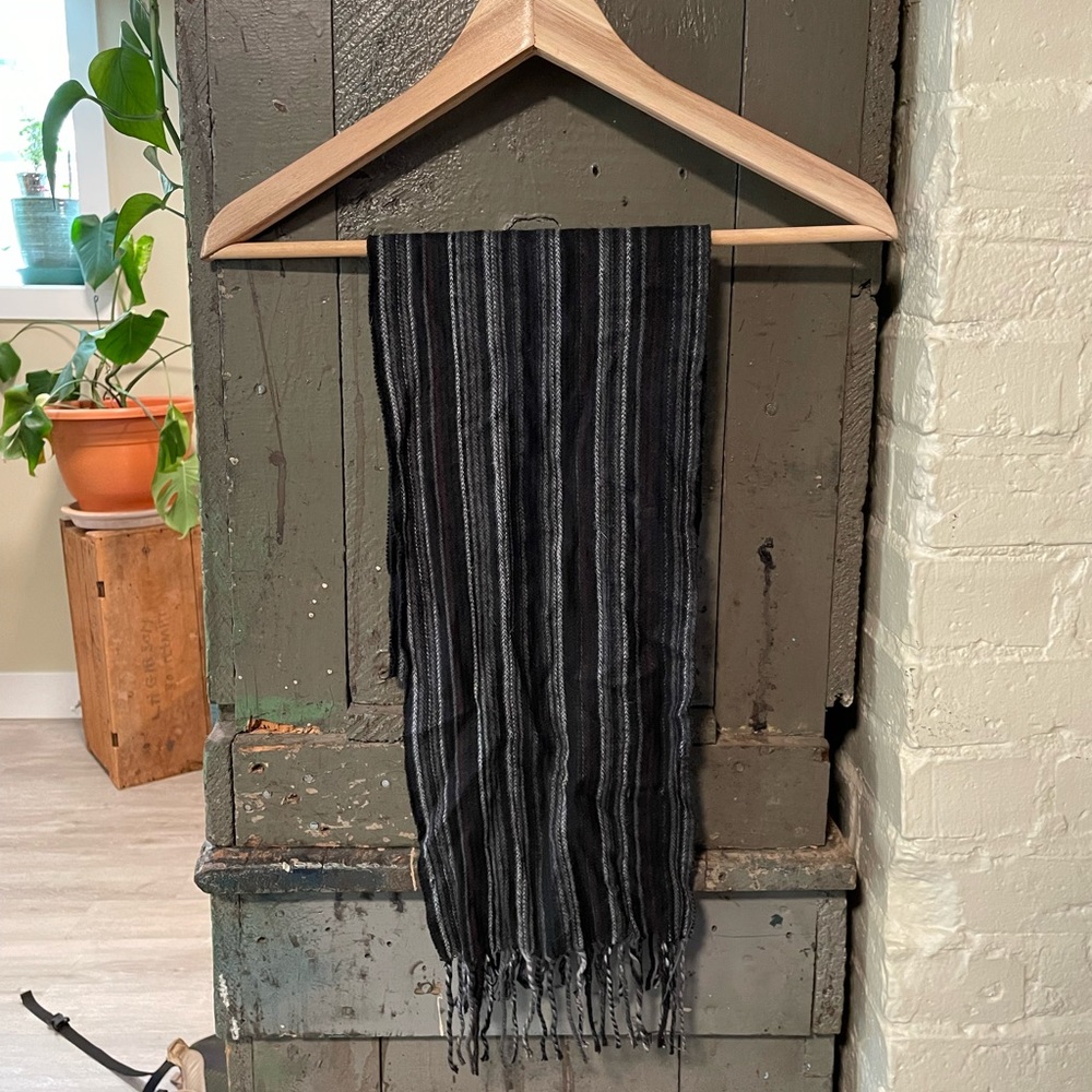 MENS DRESS SCARF